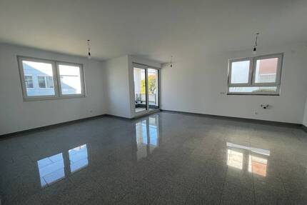 Moderne 3 - Zimmer - Wohnung mit Balkon, Aufzug, Tiefgarage & Fußbodenheizung - Niefern-Öschelbronn / Niefern