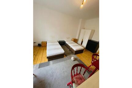 Ich habe eine Wohngemeinschaft zu vermieten, pro Bett und Person - Bad Oldesloe