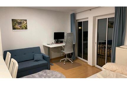 1 Zimmer Wohnung in Regensburg mit EBK und TG