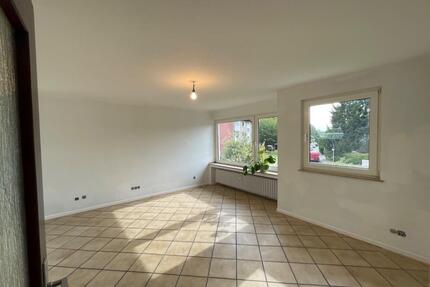 2 12 Zimmer Wohnung im 1. OG eines 2-Fam. Hauses im Herner Süden