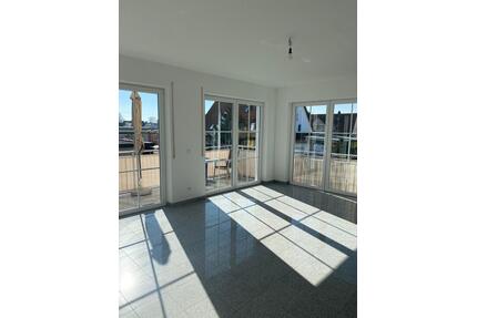 Zentrale 4.5 Zimmer Wohnung - 1.680,00&nbsp;EUR Kaltmiete, ca.&nbsp; 136,00&nbsp;m&sup2; in Neuburg an der Donau (PLZ: 86633)