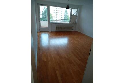 3 Zimmer Wohnung, Oberursel RG - 1.090,00&nbsp;EUR Kaltmiete, ca.&nbsp; 75,00&nbsp;m&sup2; in Oberursel (Taunus) (PLZ: 61440)