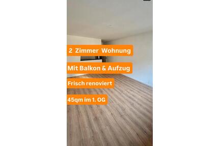 Helle, renovierte 2 - Zimmer Wohnung Balkon in Wuppertal Barmen