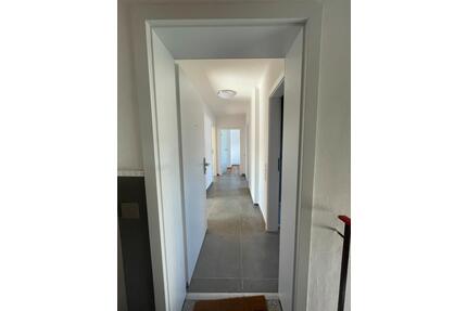 3 Zimmer Dachgeschoss Wohnung im idyllischen Solingen Burg