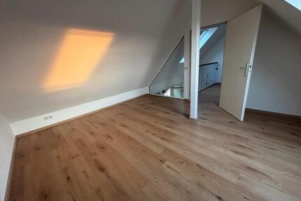 + Helle 3 Zimmer Wohnung in Hanau +