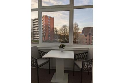 Zimmer in zweier WG Wohnung wurde frisch renoviert - Kiel Südfriedhof