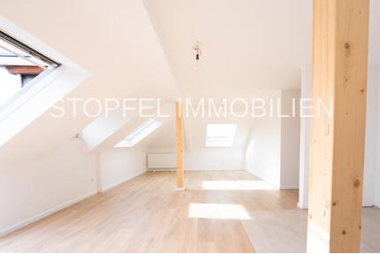 Stylische Dachgeschosswohnung mit City-Flair in Bielefeld Mitte