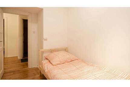 WG-Zimmer in Berlin 530,00 € 6 m²