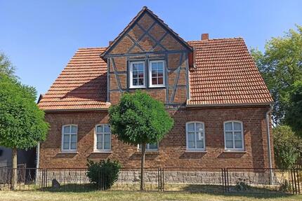 Schöne 2 Zimmer Wohnung in Erfurt Kerspleben