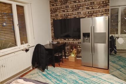 Zimmer in WG - 400,00&nbsp;EUR Kaltmiete, ca.&nbsp; 30,00&nbsp;m&sup2; in Berlin (PLZ: 12359) Neukölln