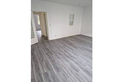 3 Zimmer - Leipzig Paunsdorf - 480,00&nbsp;EUR Kaltmiete, ca.&nbsp; 69,00&nbsp;m&sup2;&nbsp;Wohnfl&auml;che in Leipzig (PLZ: 04328) Paunsdorf