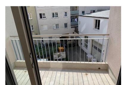 1 Zimmer Studenten Appartement möbeliert mit Süd-Loggia - Augsburg Innenstadt