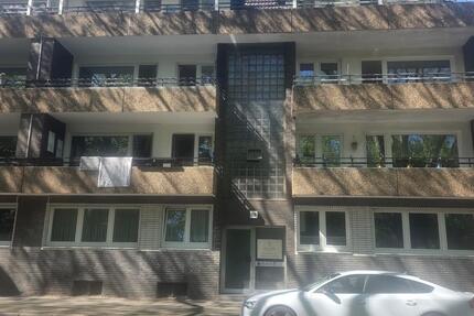 Drei Zimmer Wohnung mit Balkon in ruhiger Lage-Duisburg Hamborn
