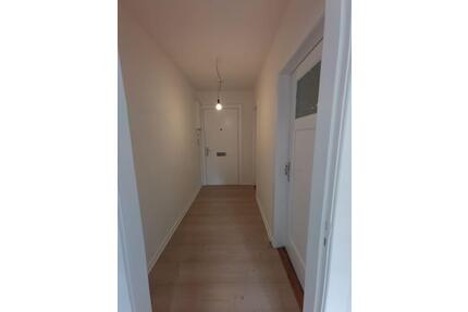 WG-Zimmer in Hamburg-Wandsbek – bevorzugt Studentin Azubi