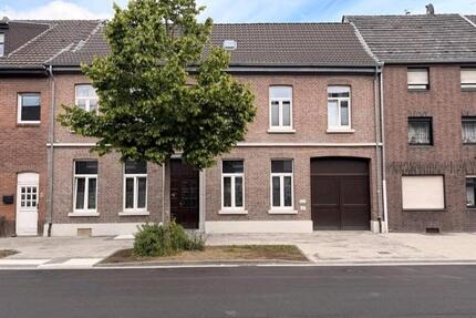 4 Zimmer Maisonette-Wohnung in Grefrath-Oedt