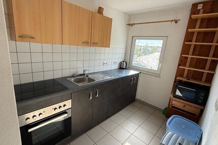 Wohnung 4 Zimmer warm möbliert - 1.100,00&nbsp;EUR Kaltmiete, ca.&nbsp; 120,00&nbsp;m&sup2; in Weiherhammer (PLZ: 92729)