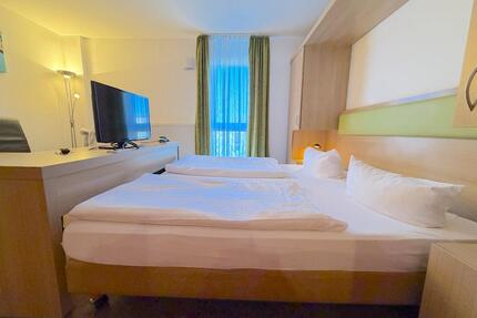 30m² Doppelzimmer möbliert All Inclusive Karlsruhe