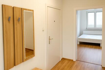 Möbiliertes WG-Zimmer in Hamburg-Eilbek | 450€ warm | FRAUEN WG