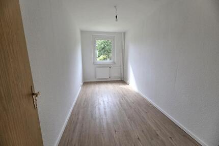 Insel Rügen 4 Zimmer 71,6 m2 - 710,00&nbsp;EUR Kaltmiete, ca.&nbsp; 71,00&nbsp;m&sup2; in Gingst (PLZ: 18569)