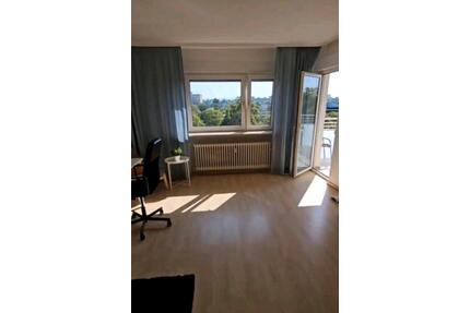 Großes und sehr helles WG-Zimmer Mannheim Herzogenriedstr.42