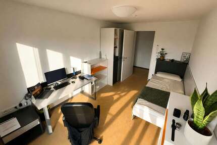 WG-Zimmer in Stuttgart 421,00 € 15 m²