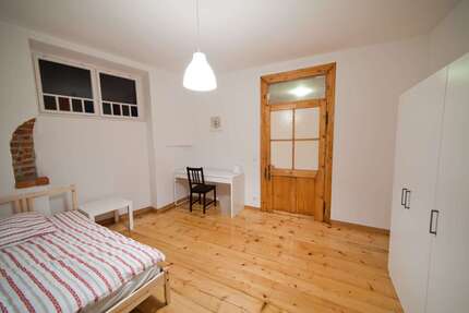 WG-Zimmer in München 925,00 € 14 m²