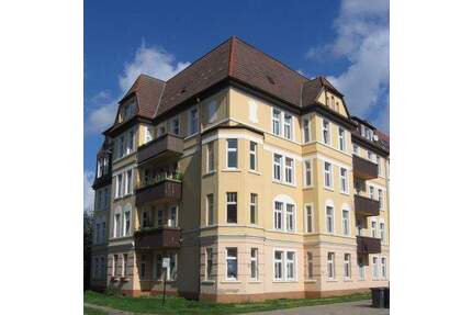 schöne helle 3 - Zimmer Dachgeschosswohnung ca. 92m² ( ideal als WG geeignet) - Stralsund Tribseer