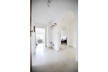 Möblierte 3 Zimmer Wohnung mit Gemeinschaftsgarten bei Hamburg - Seevetal Hagolt