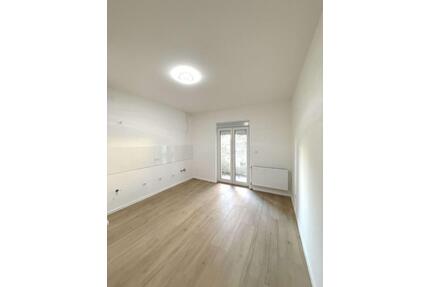 Erstbezug nach Sanierung ! Tolle 3-Zimmer Wohnung in Mannheim !