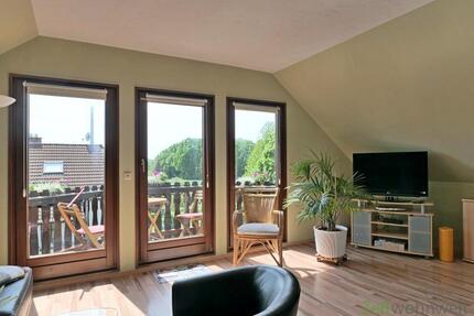 (EF0933_M) Zwickau: Glauchau, hübsche möblierte 2-Zimmer Wohnung mit sonnigem Balkon, WLAN inklusive