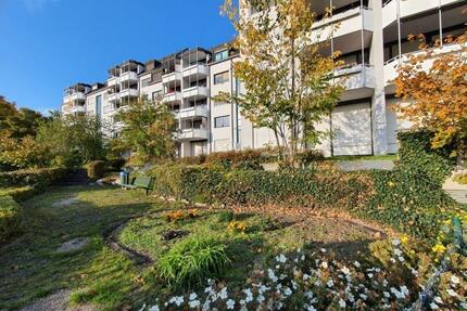 Großzügige 2-Zimmer mit Wannenbad, Balkon, Aufzug, Tiefgarage und EBK - Chemnitz Altendorf