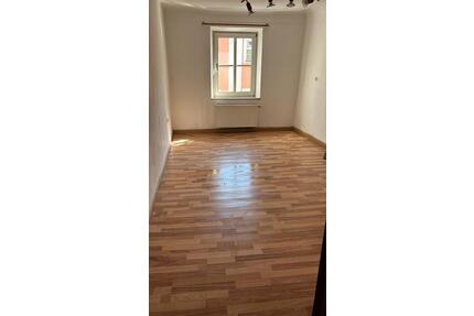 WG-taugliche 2-Zimmer Wohnung in der Passauer Altstadt