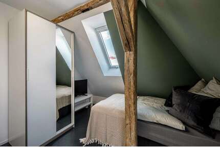 WG-Zimmer in Stuttgart 540,00 € 10 m²