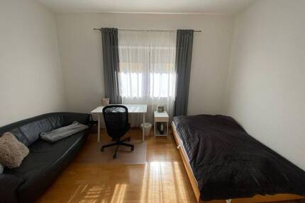 Möbliertesr Zimmer für Rechtspfleger - Gerichtsvollzieher - Plankstadt
