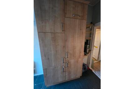 2 Zimmer (samt Bad, Küche, Balkon) zur Untermiete - Berlin Charlottenburg-Wilmersdorf