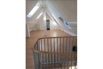 5 Zimmer Wohnung Niedervellmar - 1.700,00&nbsp;EUR Kaltmiete, ca.&nbsp; 150,00&nbsp;m&sup2; in Vellmar (PLZ: 34246)