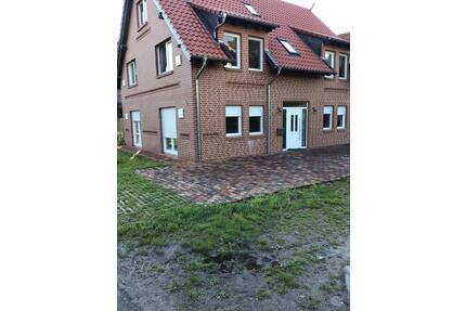 3 Zimmer Wohnung 90 qm mit Terrasse und Gartenmitnutzung - Edemissen