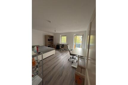 WG-Zimmer in Frankfurt-Niederrad – 3er WG - Frankfurt am Main