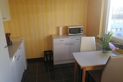 2 Zimmer DG Wohnung 56 qm² möbliert - Fellbach Oeffingen