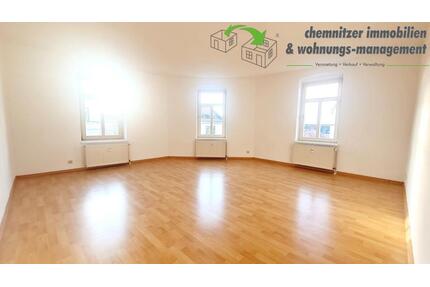 Sonnige 2-Raum-Wohnung mit Einbauküche auf dem Chemnitzer Sonnenberg