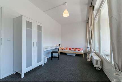 WG-Zimmer in Berlin 620,00 € 12 m²