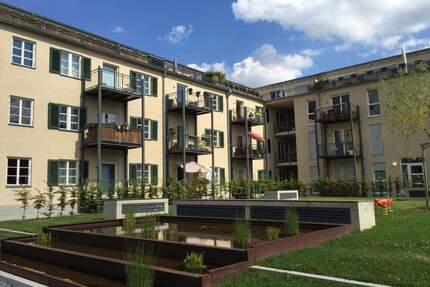 Nette 2 ZKB Wohnung mit großer Loggia - günstig für Münchenpendler ! - Augsburg Lechhausen