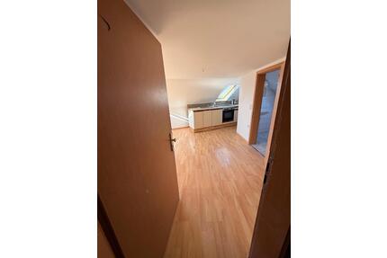 2 Zimmer Wohnung im Hof - 500,00&nbsp;EUR Kaltmiete, ca.&nbsp; 36,00&nbsp;m&sup2; in Hof (PLZ: 95028) Altstadt