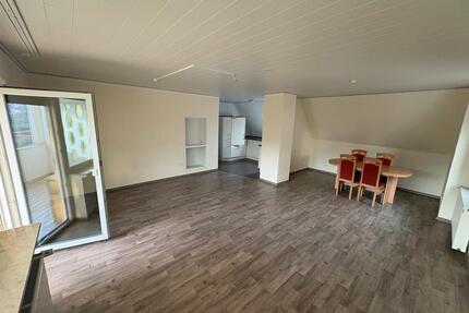 3 Zimmer auf 2 Etagen. Haushälfte - Porta Westfalica