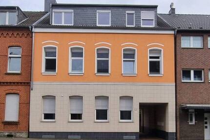 TOP GELEGENHEIT!!! TRAUMHAFTE + RENOVIERTE 3 ZIMMER WOHNUNG mit BALKON + AUSGEBAUTEN DACHBODEN in OBERHAUSEN - STERKRADE!!!