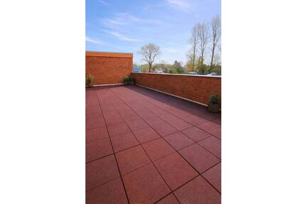 NÄHE ECKERNFÖRDE, CHARMANTE 3 ZIMMER TERRASSENWOHNUNG IN RUHIGER LAGE - Loose