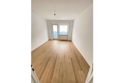 Neu renovierte 1 Zimmer Wohnung in ruhiger Lage von Niederrad - Frankfurt am Main