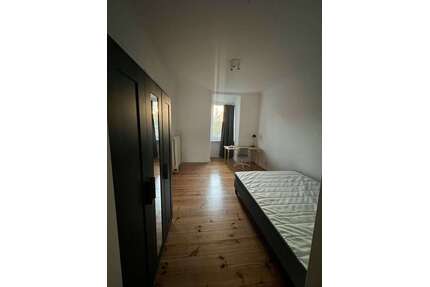 WG-Zimmer in Berlin 605,00 € 14 m²