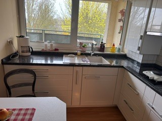 2-Zimmer-Wohnung in Dresden-Plauen mit Balkon (EBK kann erworben werden) ab Juli frei