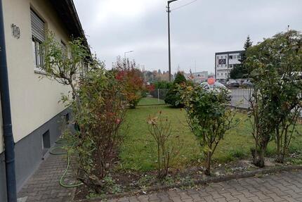 3 12 Zimmer Wohnung im 1. Obergeschoss eines Zweifamilienhauses - Nürnberg Gaismannshof